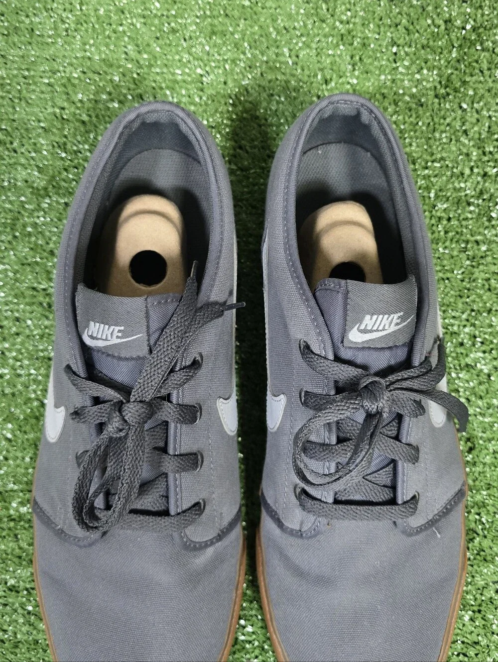 Nike Toki Cotton Canvas Low Laced Gum Sole Sneakers Dark Grey Size 14